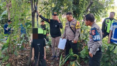 Mayat Pria Tanpa Identitas Ditemukan Tergantug di Pohon Pinggir Jalan Tol Jagorawi, Polisi: Tidak Ditemukan Luka