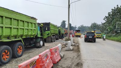 Urai Kemacetan, Dishub Kabupaten Bogor Uji Coba Rekayasa Lalu Lintas Kantung Parkir di Tenjo
