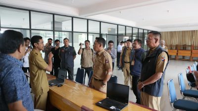 Pj Wali Kota Bogor bersama Satgas Saber Pungli Sidak PPDB di 2 SMPN Jalur Zonasi