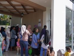 Masyarakat Berbondong-Bondong Manfaatkan Layanan Publik Rest Area Gunung Mas Puncak