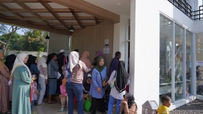Masyarakat Berbondong-Bondong Manfaatkan Layanan Publik Rest Area Gunung Mas Puncak
