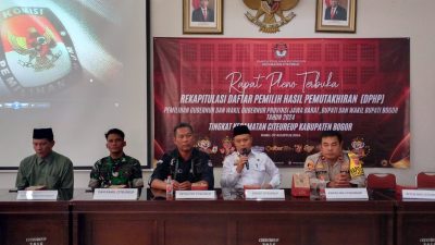 PPK Citeureup Gelar Pleno Terbuka Rekapitulasi DPHP Pilkada