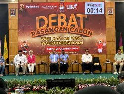 Dokter Rayendra-Eka Maulana Dipuji Anak Muda Saat Debat Paslon