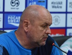 Bojan Hodak Sumringah Persib Kembali Petik Tiga Poin
