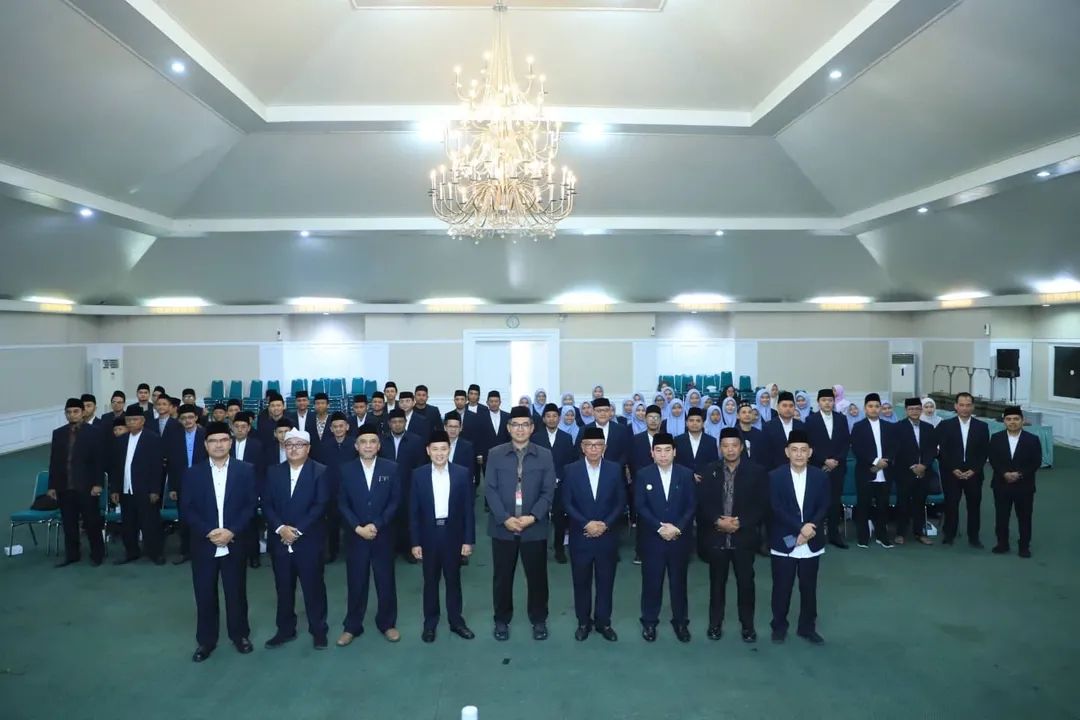 Sekda Ajat Berangkatkan 60 Kafilah MTQ Kabupaten Bogor untuk Ikuti Ajang MTQ Tingkat Jabar di Bandung