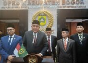 Bupati Rudy Susmanto Ajak Iluni Smansa Cibinong Bangun Kabupaten Bogor