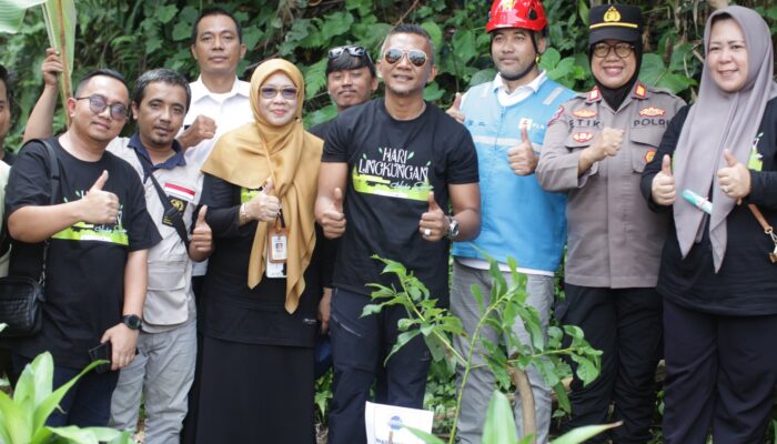 Mitigasi Bencana Tanah Longsor di Kota Bogor, INH Lakukan Penanaman Pohon