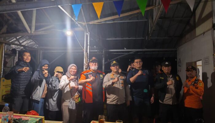 Sempat Berseteru, 7 Pendaki yang Terjebak Longsor saat Tracking di Babakan Madang Selamat