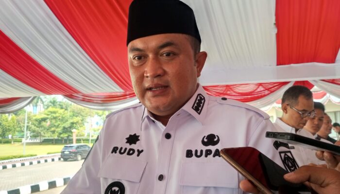 Bupati Rudy Susmanto Lebih Pilih Evaluasi Perizinan 4 Perusahaan Meski Didesak Menteri LH untuk Dicabut