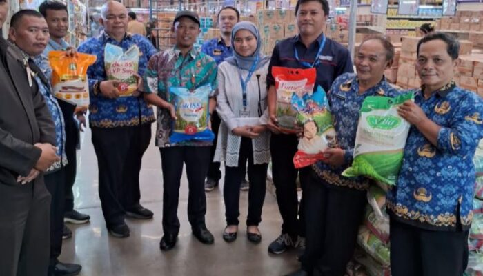 Cegah Peredaran Beras Oplosan, Disdagin Kabupaten Bogor Sidak di Empat Lokasi Ini