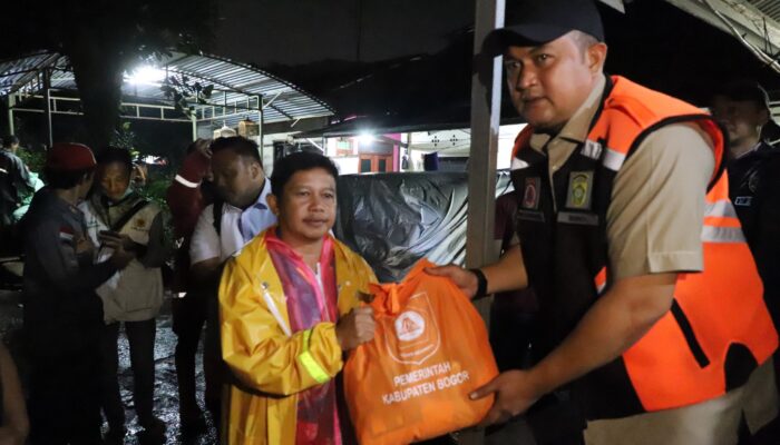 Hadapi Cuaca Ekstrem, Bupati Rudy Susmanto Siagakan Tim dan Logistik Darurat