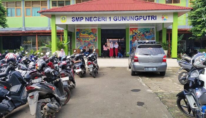 Orang Tua Calon Siswa Pertanyakan Transparansi Seleksi Jalur Prestasi PPDB SMPN 1 Gunung Putri