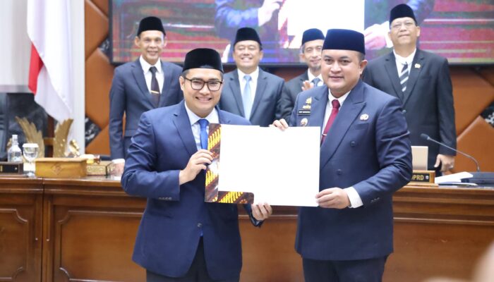 Bupati Rudy Susmanto dan DPRD Kabupaten Bogor Tetapkan 3 Raperda Jadi Perda